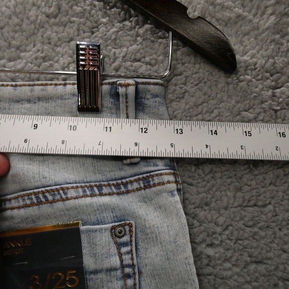 Indigo Rein Women's Sz 3 / 25 Mid Rise Ankle Denim Jeans Stonewashed - Picture 8 of 12